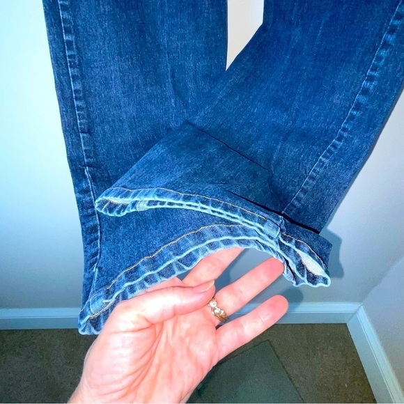 Theory Boot Cut Jeans - High Rise | Size 34 | Excellent Condition - Picture 5 of 10